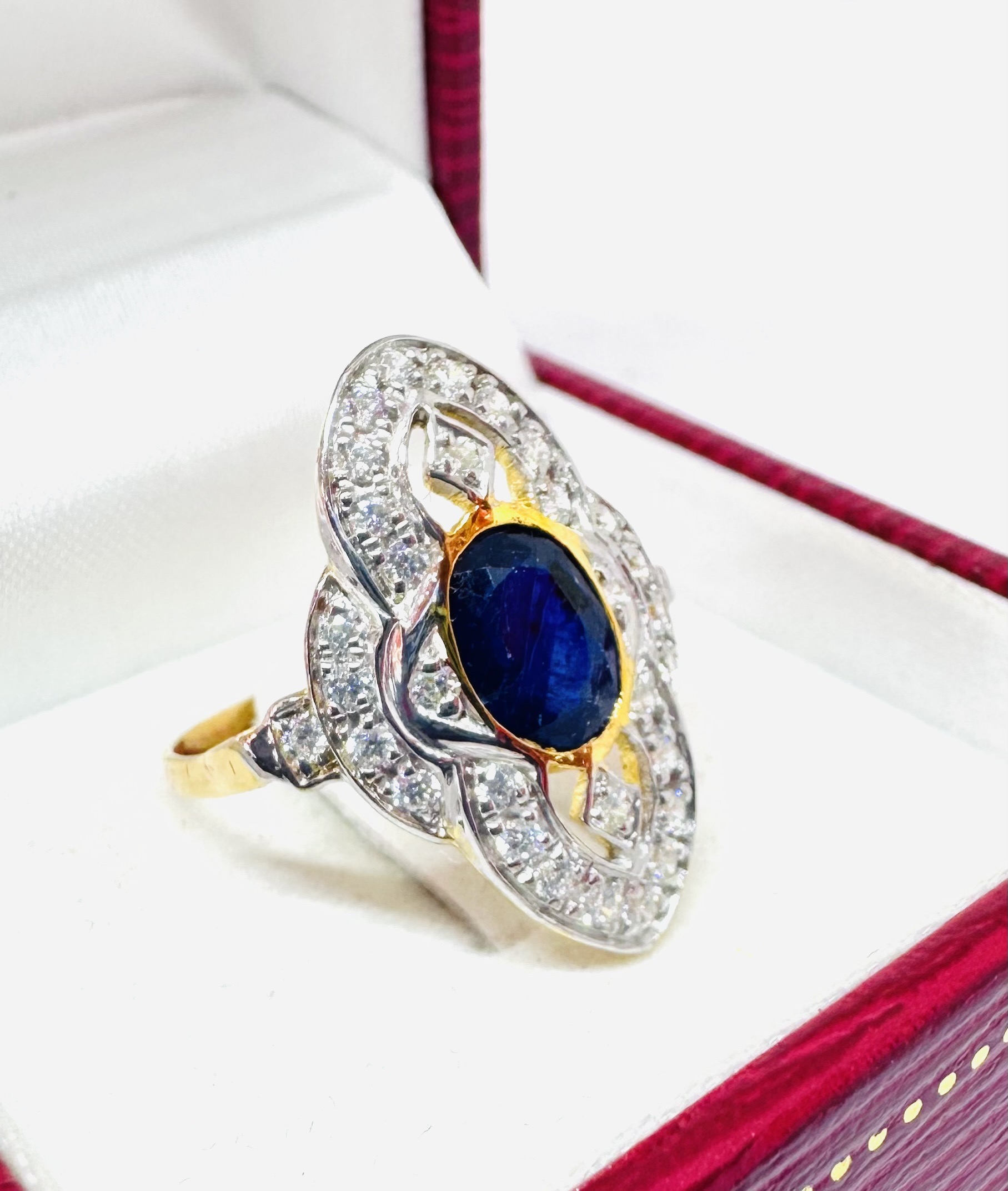 9K Gold Vintage Marquise Natural Sapphire Ring with White Zircon Halo 3