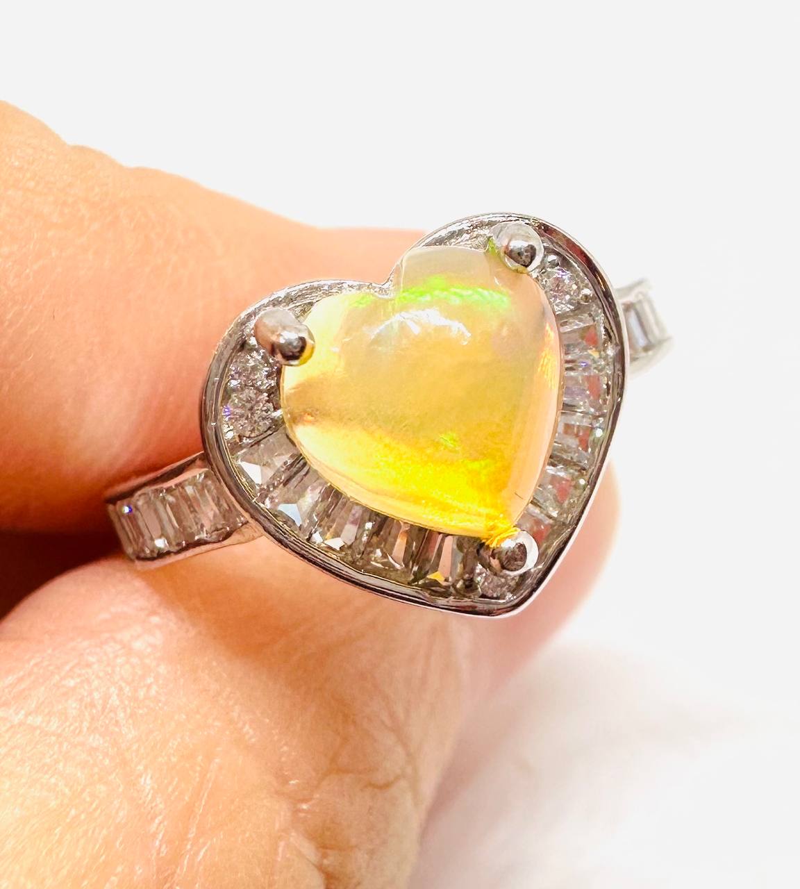 925 plata de ley, chapado en oro blanco ópalo natural (corazón Cut) anillo con Swiss diamantes 2