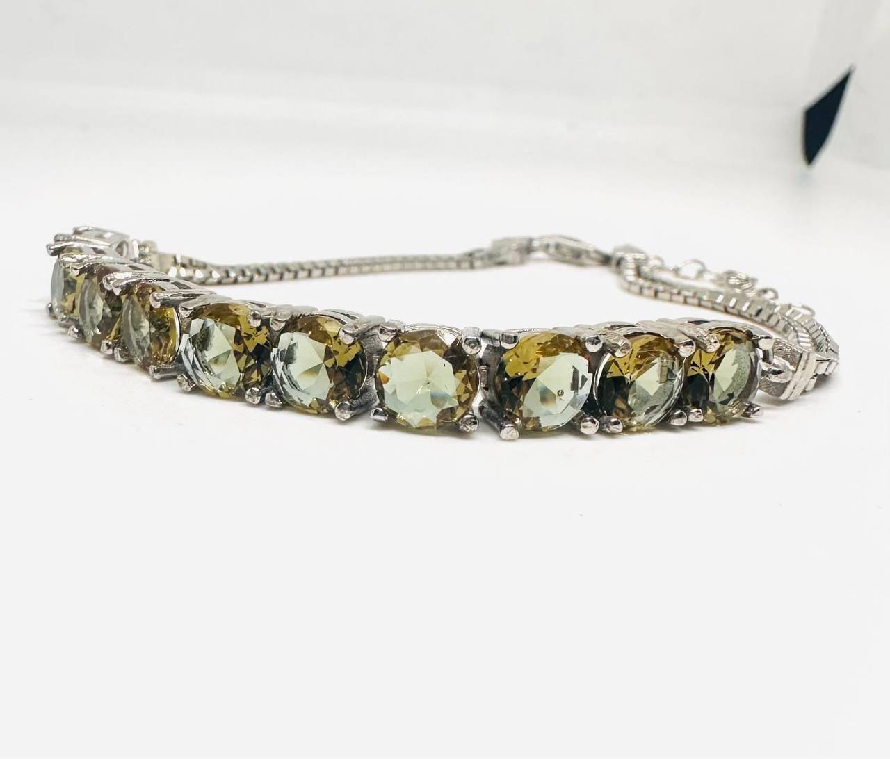 925 Sterling Silver, White Gold Plated Natural Zultanite (Color-Change) Bracelet — Handcrafted 2
