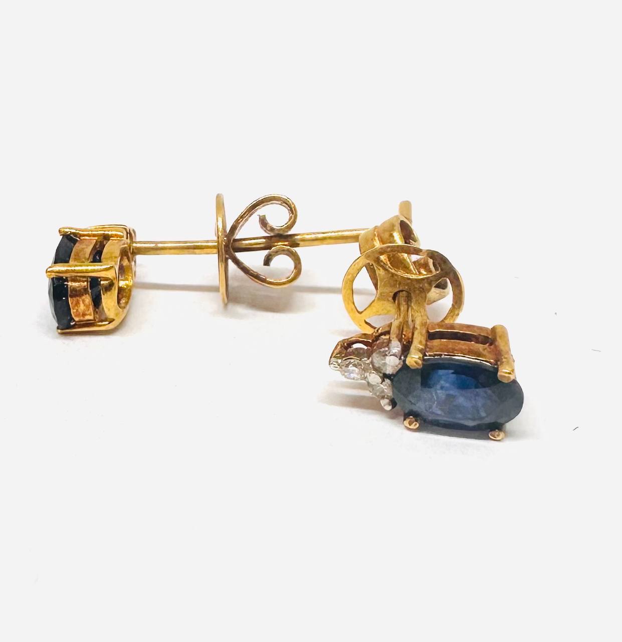 90% Gold (22K) Natural Sapphire Stud Earrings with Natural Diamonds — Handcrafted 3