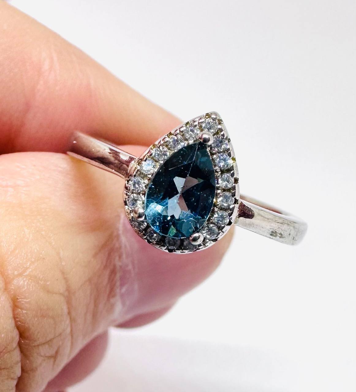 925 plata de ley Natural lágrima Blue London topacio conjunto de joyas (colgante, anillo, Earanillos) con Swiss diamantes 3