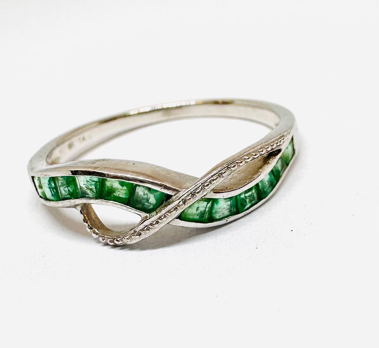 9K Gold Natural Emerald Ring — Handcrafted 2