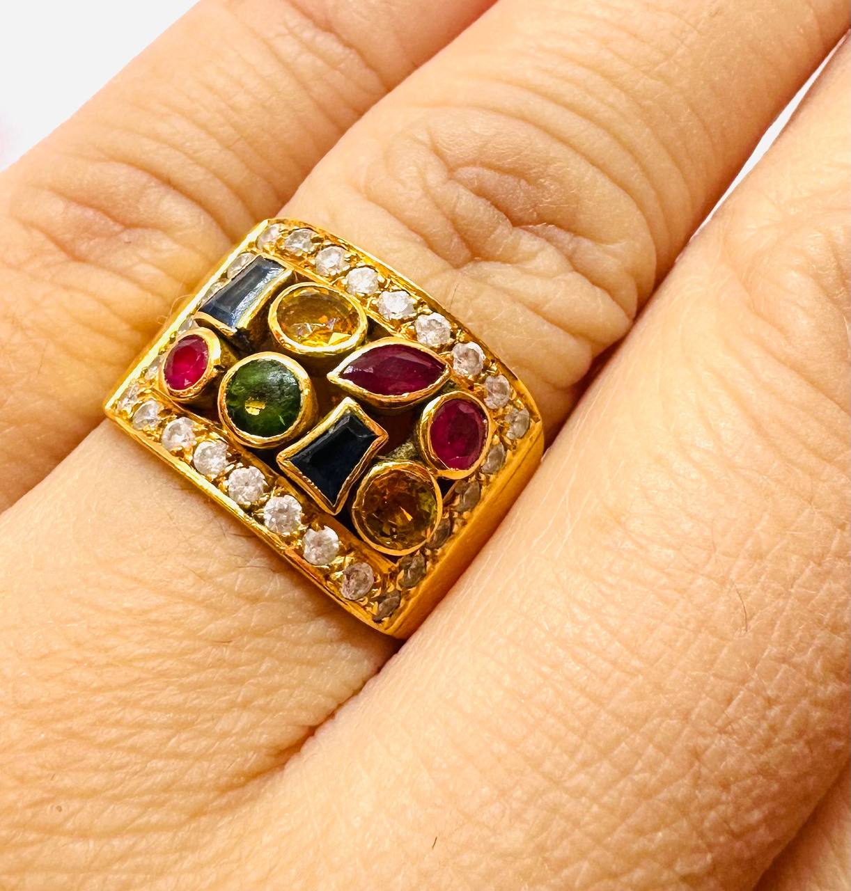 90% Gold (22K) White Gemstone anillo 4
