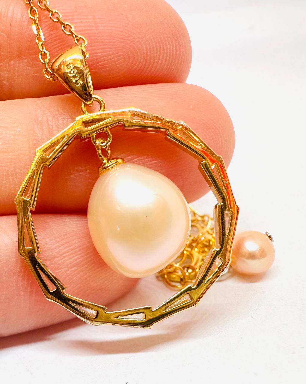 925 Sterling Silver (Stamped), Gold Plated Natural Peacock Pearl Pendant Necklace — Handcrafted 4