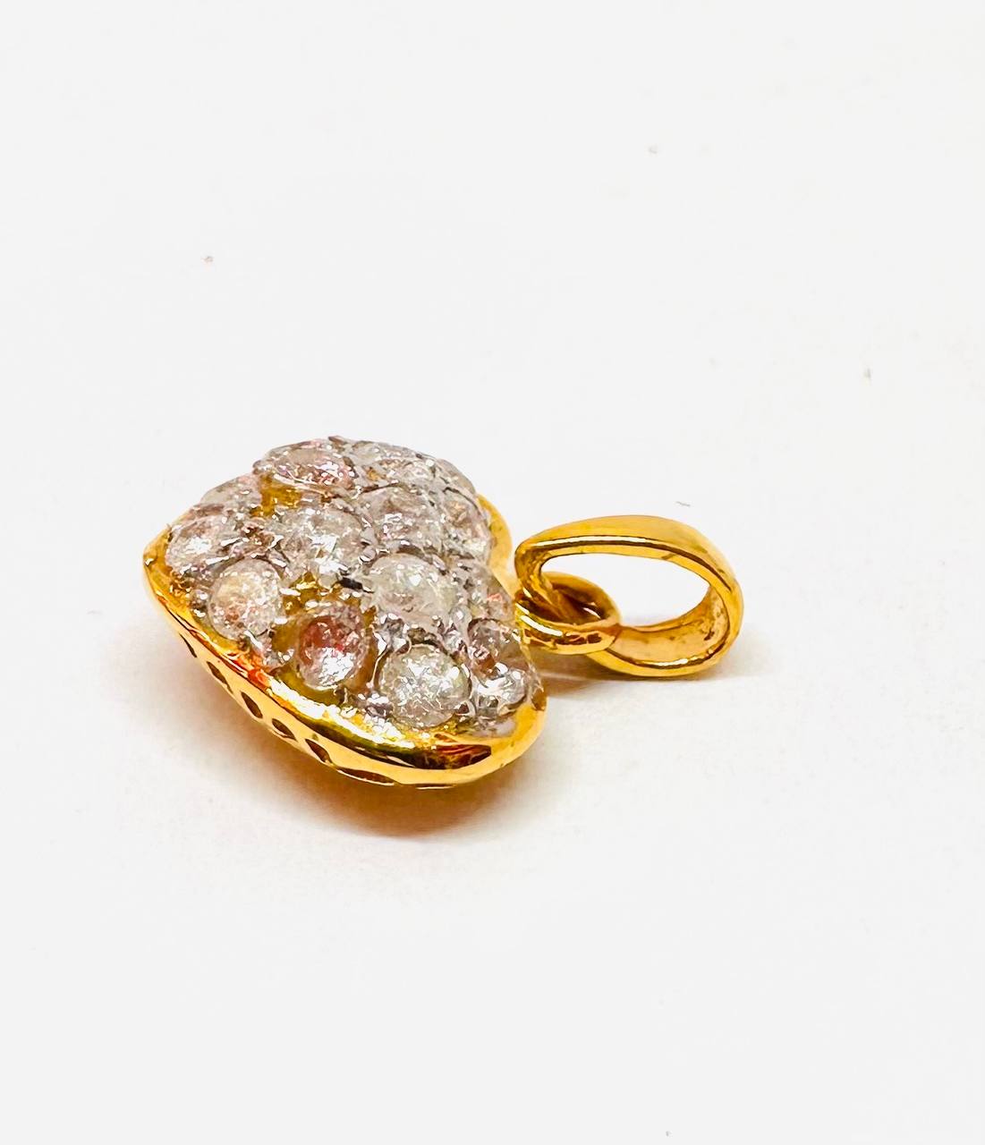 90% Gold (22K) Natural Gemstone Pendant — Handcrafted 3