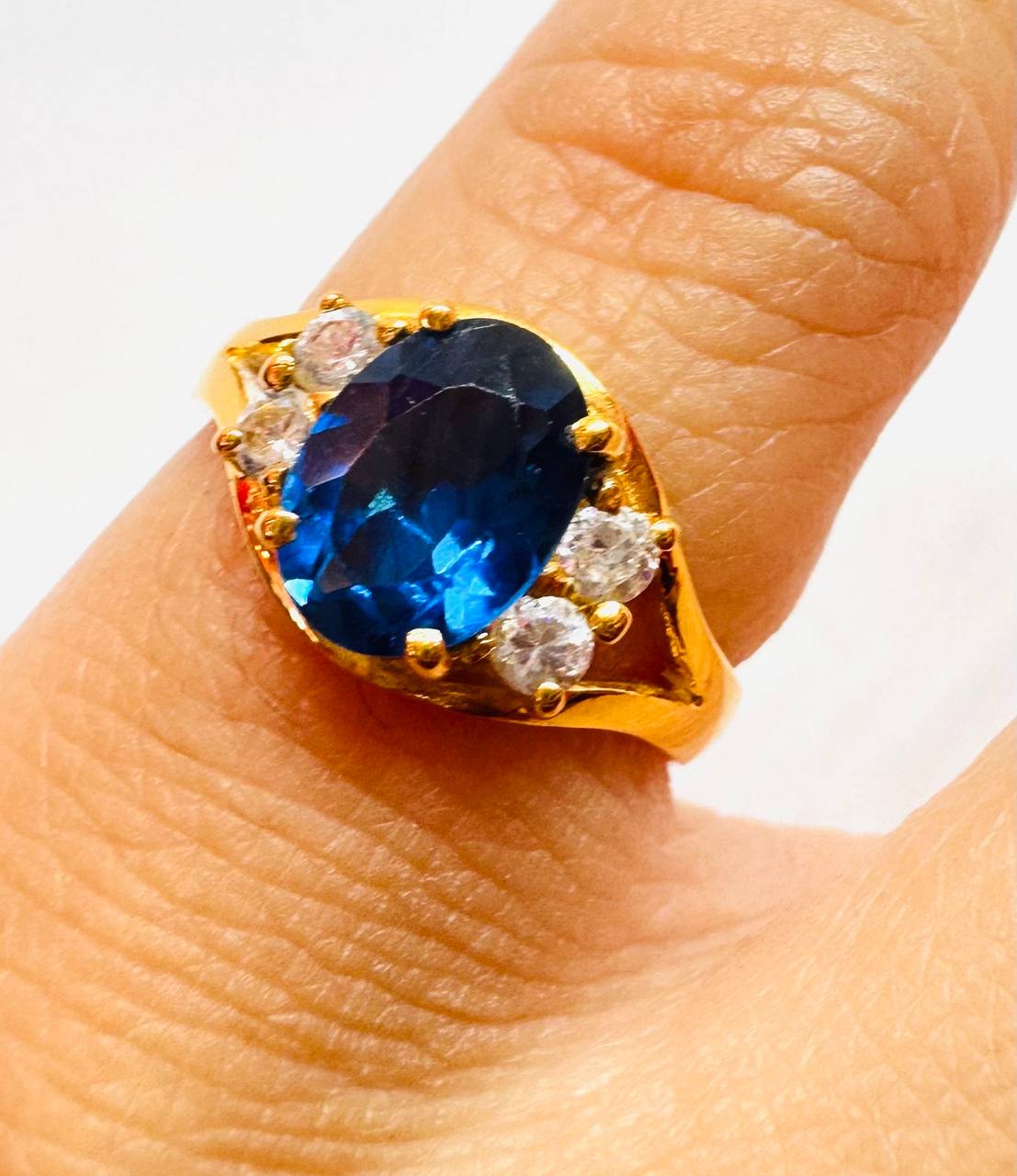 80% Gold Natural Sapphire Ring — Handcrafted 4
