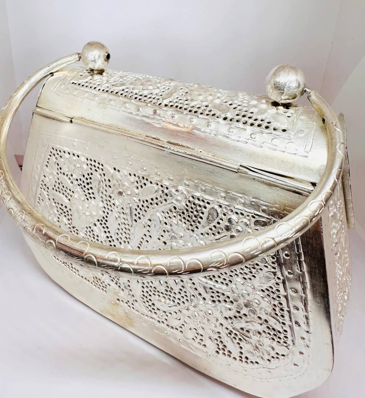 Antique Silver Plated Clutch Bag — Handcrafted 4