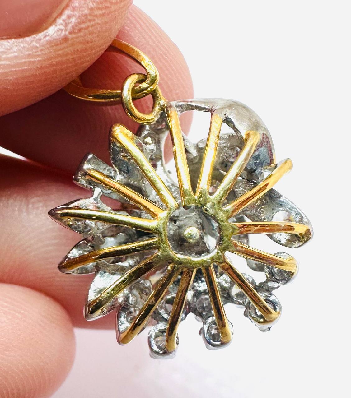 9K Gold Natural Emerald Pendant with Natural Diamonds — Handcrafted 3