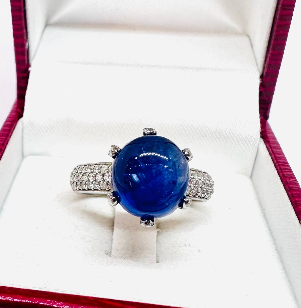925 plata de ley, chapado en oro blanco zafiro natural cabujón anillo con Swiss diamantes 3