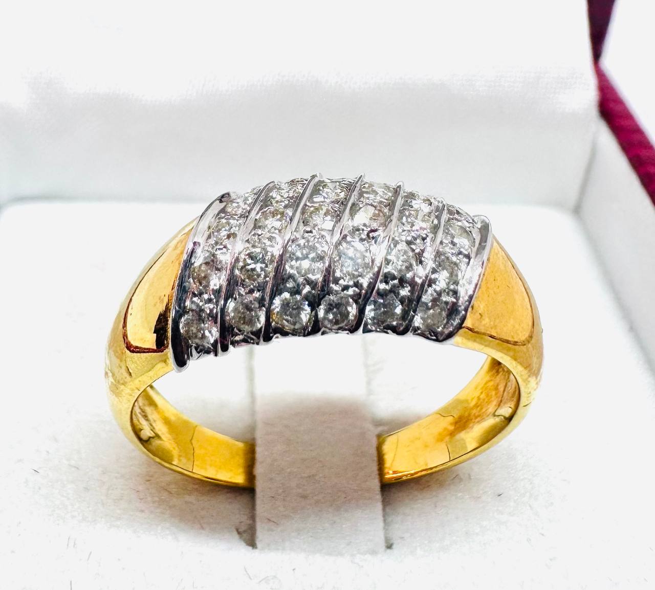 90% Gold (22K) Natural Diamond Ring with Natural Diamonds — Handcrafted 3