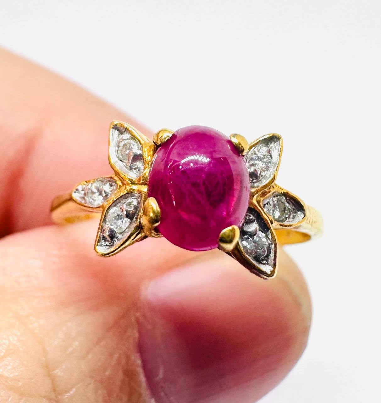 18K Gold Natural Ruby Ring with Natural Diamonds — Handcrafted 4