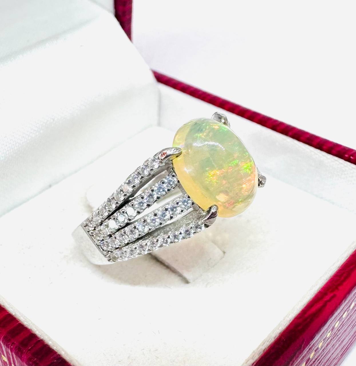 925 plata de ley, chapado en oro blanco ópalo natural anillo con Swiss diamantes 4