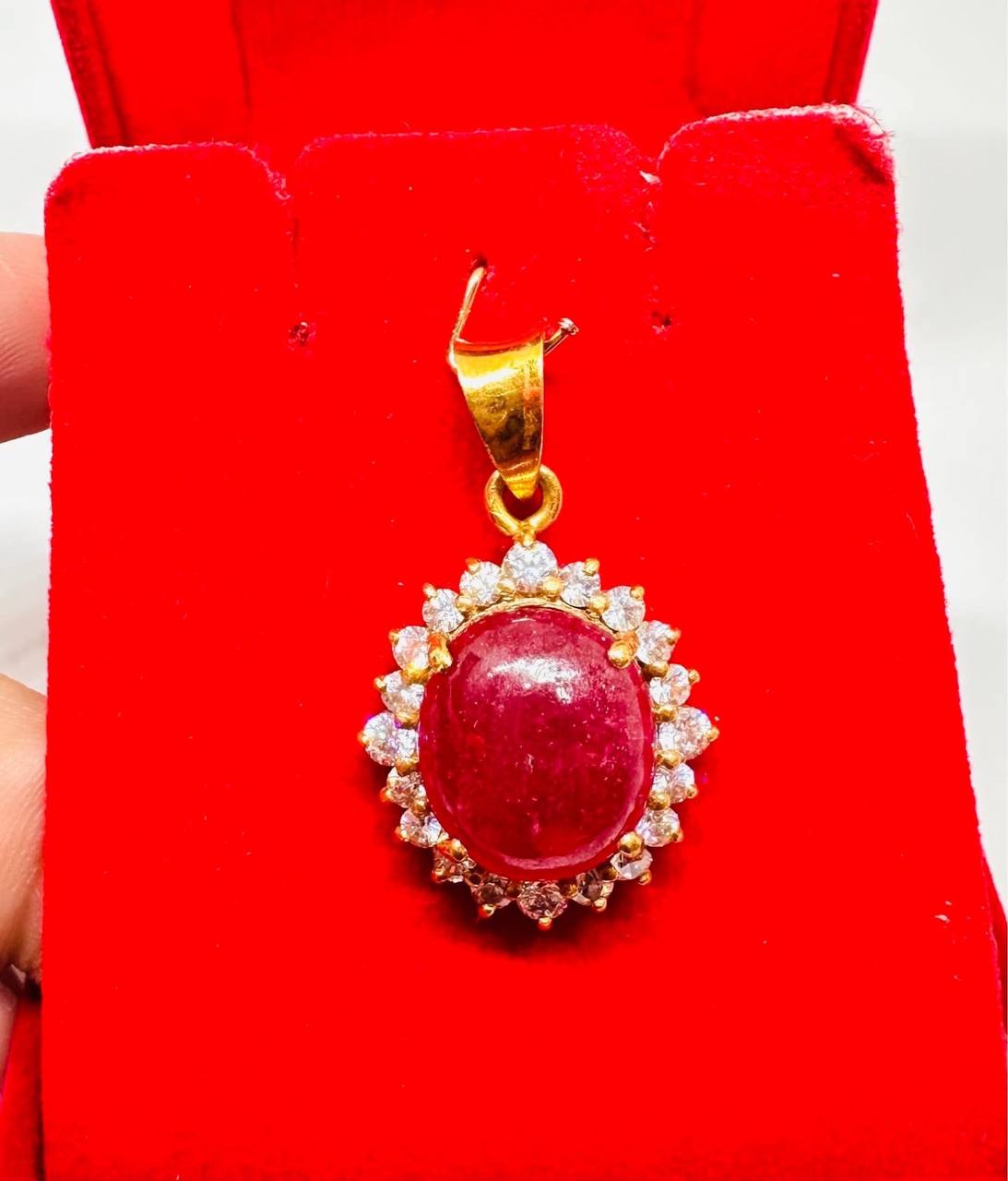 90% Gold (22K) Natural Ruby Pendant — Handcrafted 2